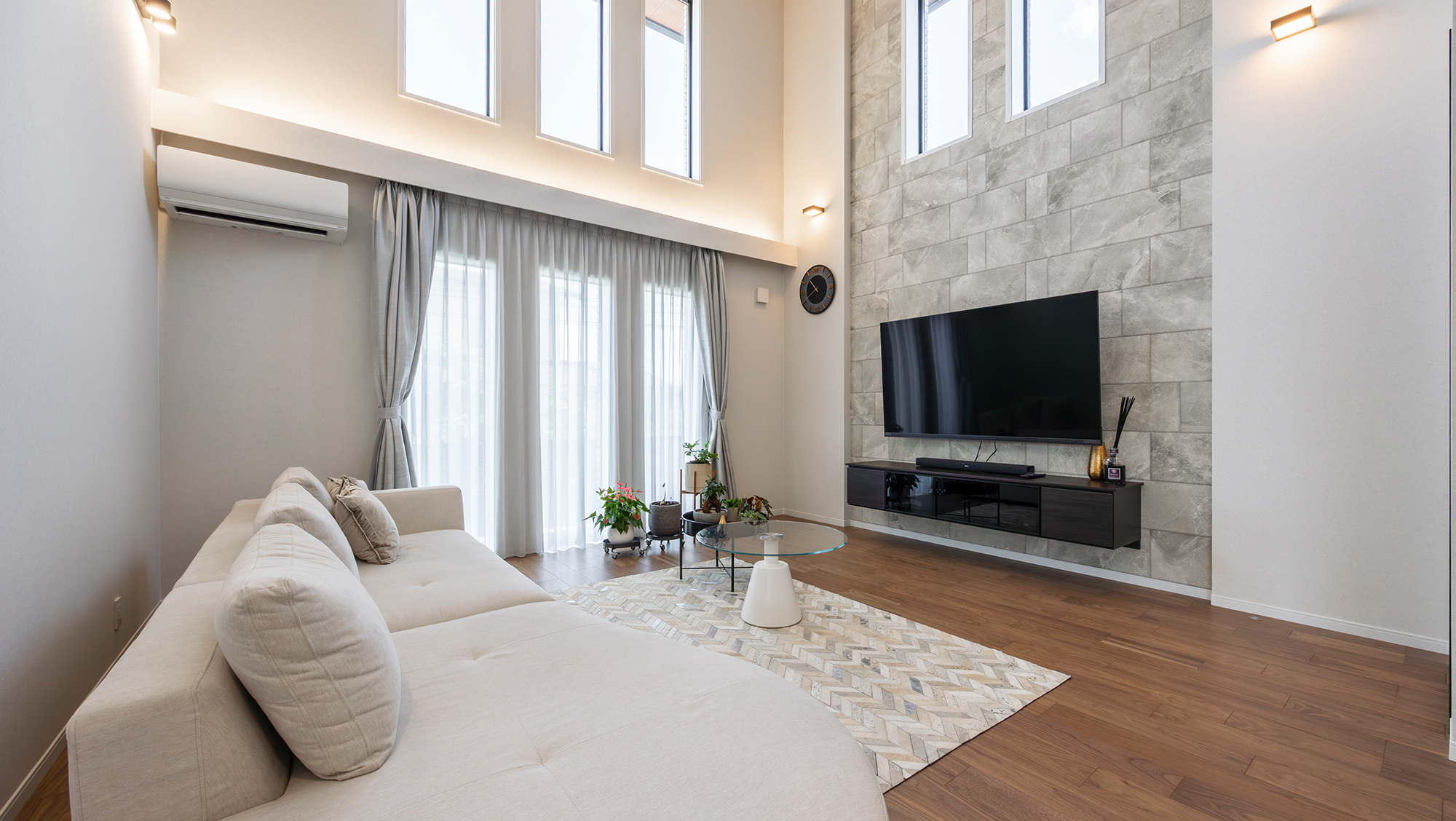 RESIDENCE STYLE